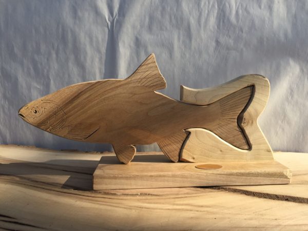 Drewniane trofeum wędkarskie – Jaź