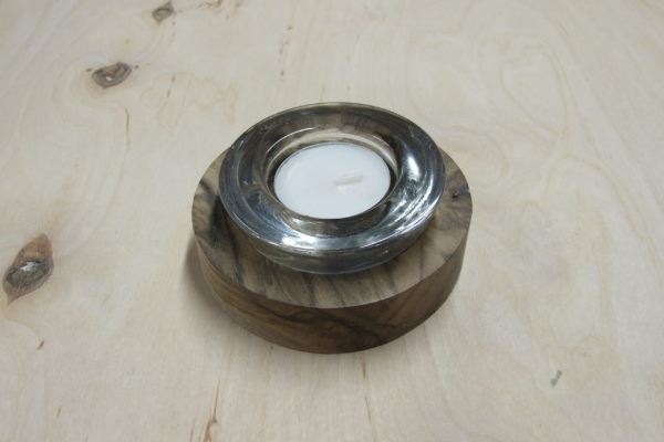 Świecznik drewniany (orzech) na 1 podgrzewacz (tealight) okrągły